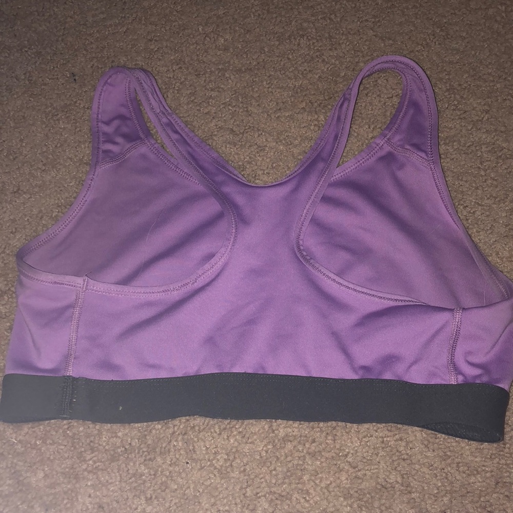 Nike Dri-Fit bra - Picture 2 of 3